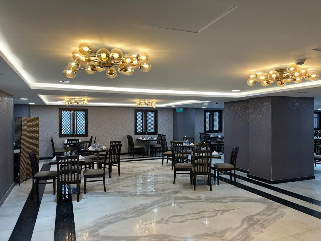Al Ansar Golden Tulip Hotel Medina Exterior photo
