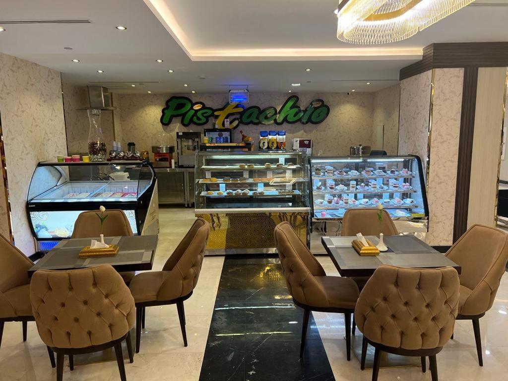 Al Ansar Golden Tulip Hotel Medina Exterior photo