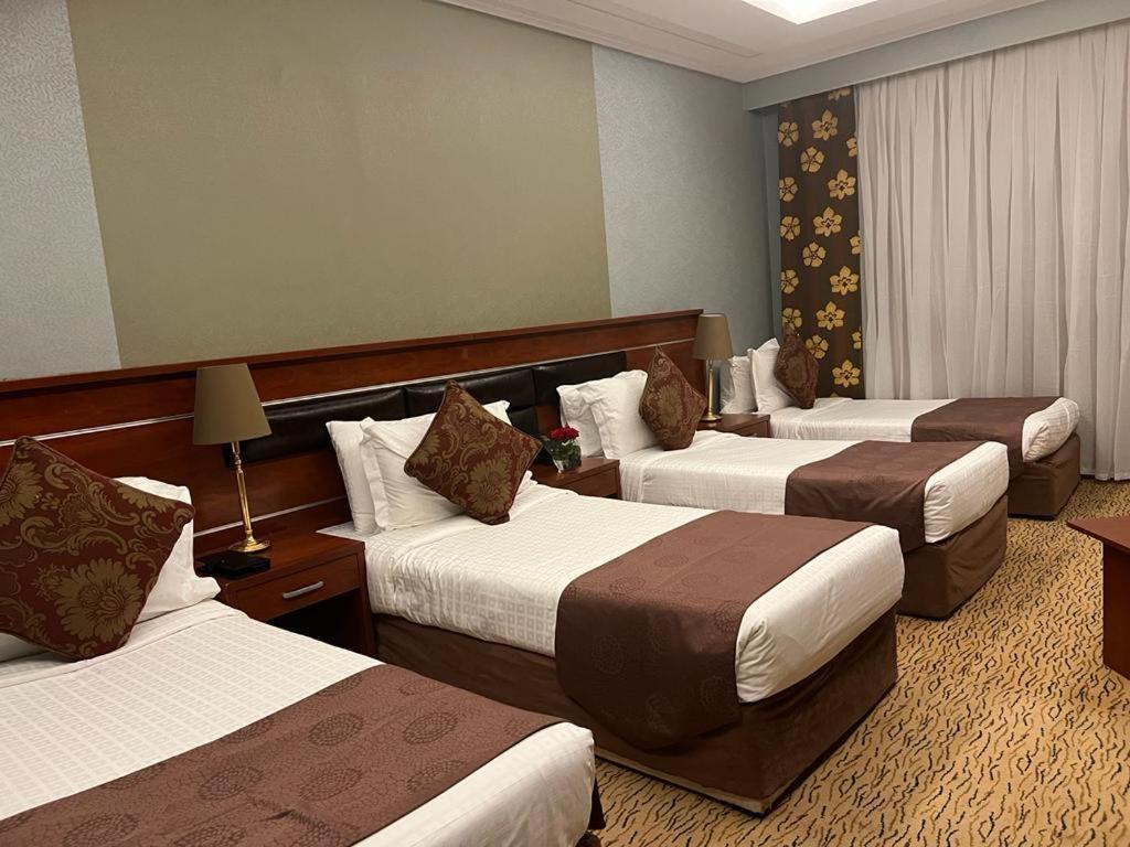 Al Ansar Golden Tulip Hotel Medina Exterior photo